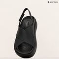 Moteriški sandalai Crocs Brooklyn Luxe Cross Strap black 16