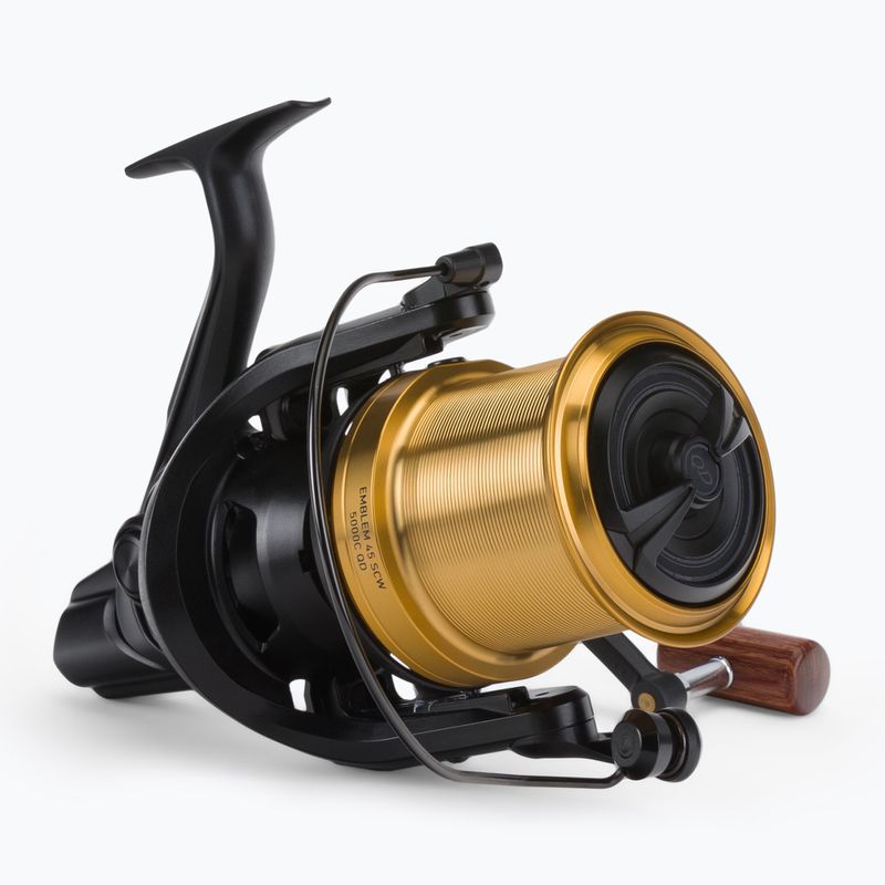 Daiwa Emblem 20-45 SCW QD OT karpinė ritė juodai auksinė 10158-646