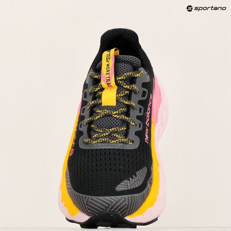 Moteriški bėgimo batai New Balance Fresh Foam X More Trail v3 black 9