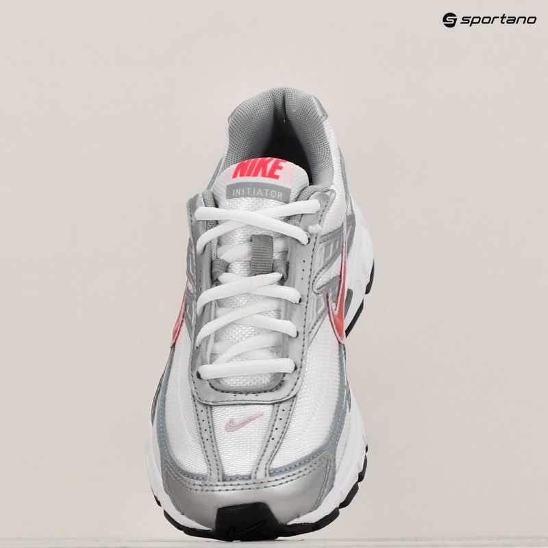 Moteriški batai Nike Initiator white/metallic silver/mistic blue/cherry 9