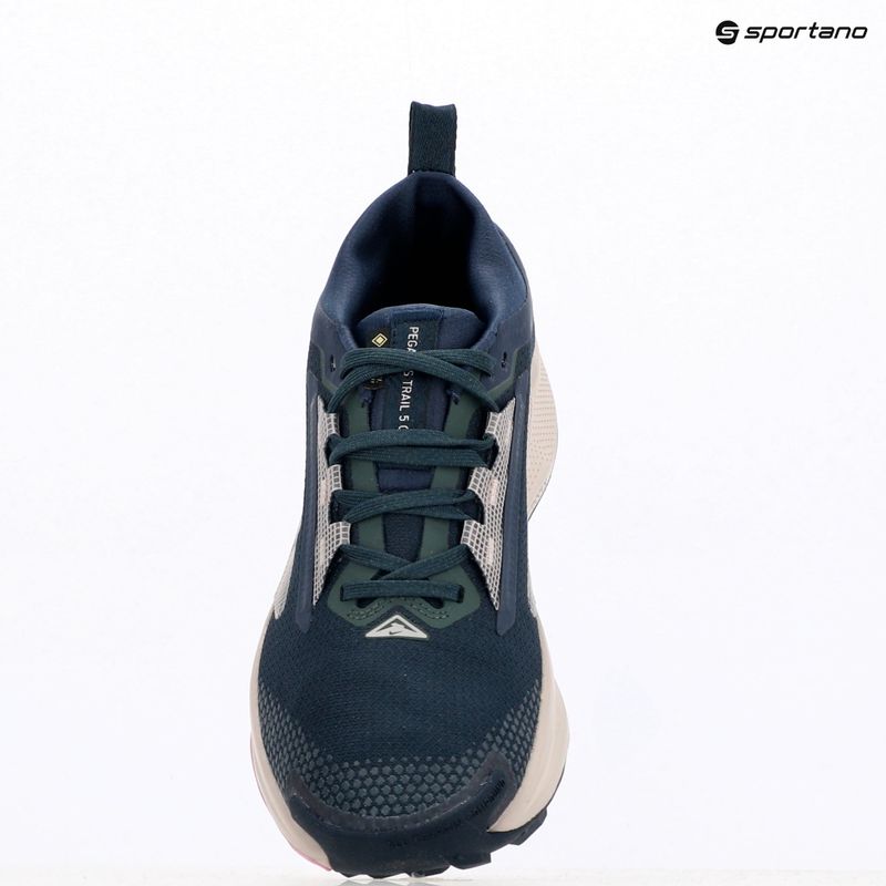 "Nike Pegasus Trail 5 GTX" moteriški bėgimo bateliai armory navy/ metallic silver 9
