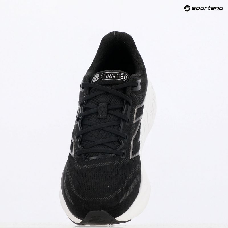 Vyriški bėgimo bateliai New Balance Fresh Foam 680 v8 black/white 9