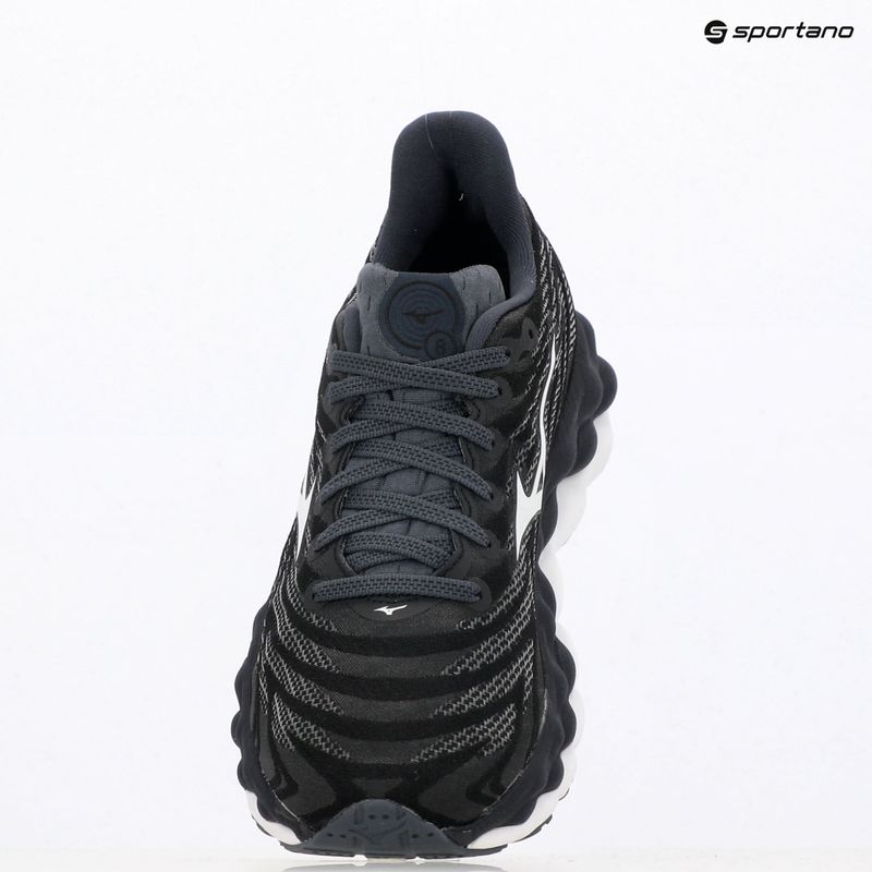 Moteriški bėgimo batai  Mizuno Wave Sky 8 black/white/india ink 9