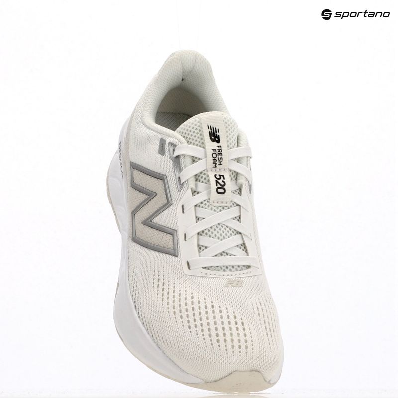 Moteriški bėgimo batai New Balance Fresh Foam 520's V9 white 9