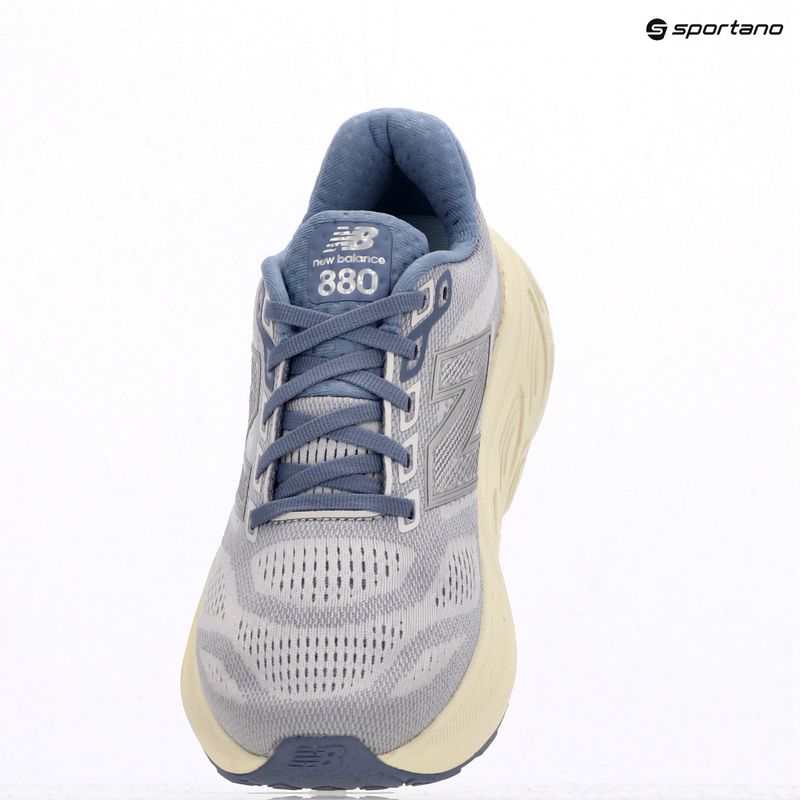 Moteriški bėgimo batai New Balance Fresh Foam 880 v15 pearl grey 13