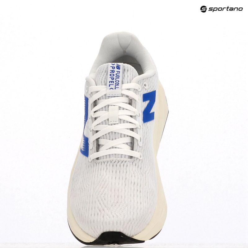 Vyriški bėgimo bateliai New Balance FuelCell Propel v5 balti 9