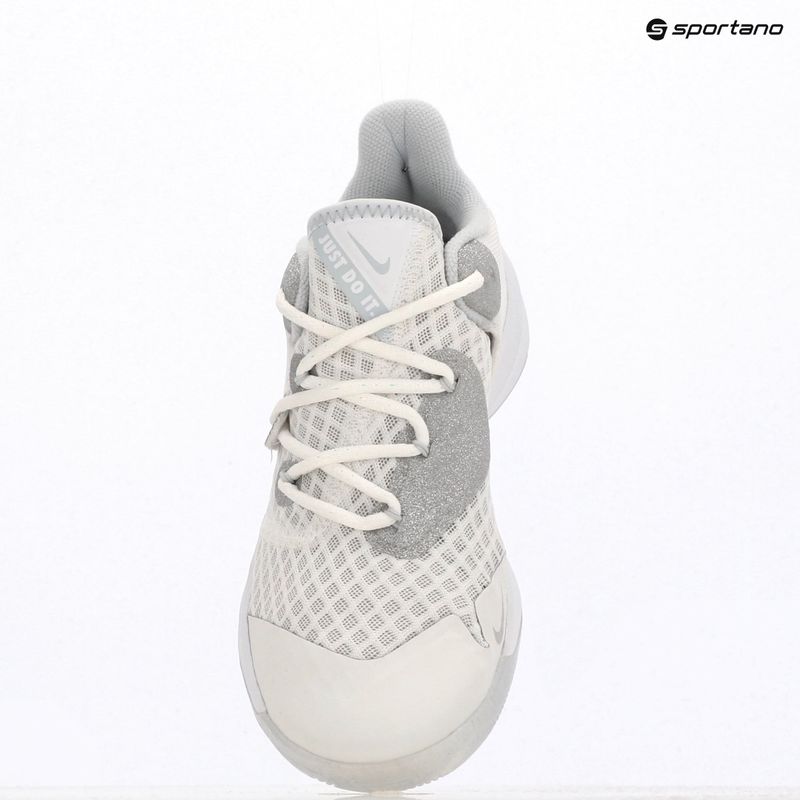 "Nike Zoom Hyperspeed Court SE" bateliai smmit white/metallic silver/pure platinum 9
