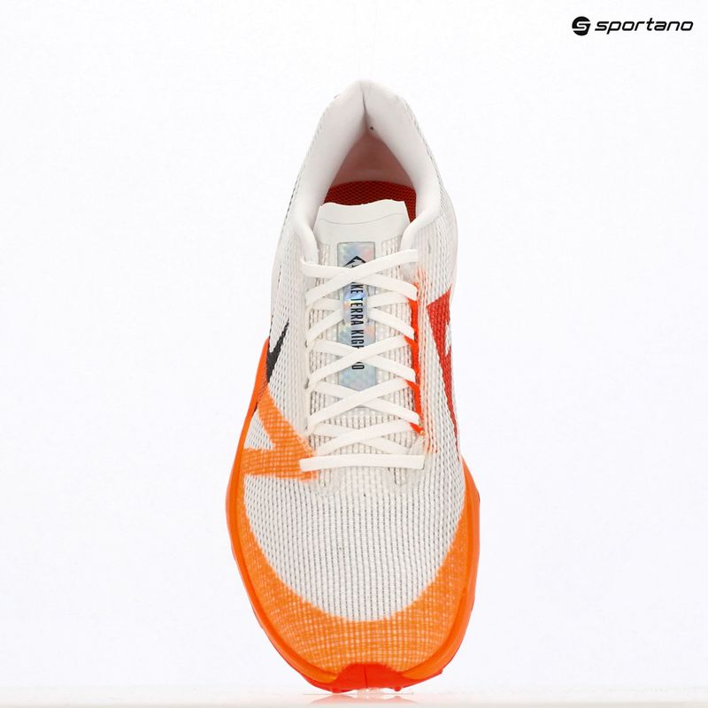 Vyriški bėgimo batai Nike Kiger 10 white/photon dust/total orange/black 10