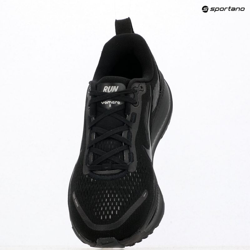 Moteriški bėgimo bateliai Nike Vomero 18 black/dark smoke grey/light smoke grey/black 12