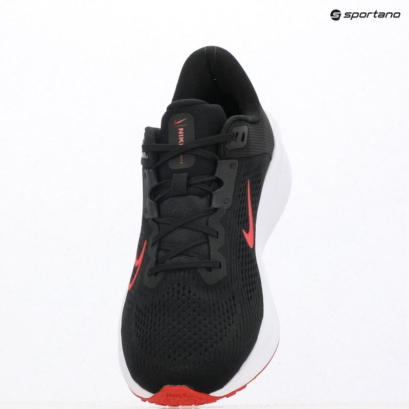 Vyriški bėgimo bateliai Nike Quest 6 black/white/dark smoke grey/university red 11