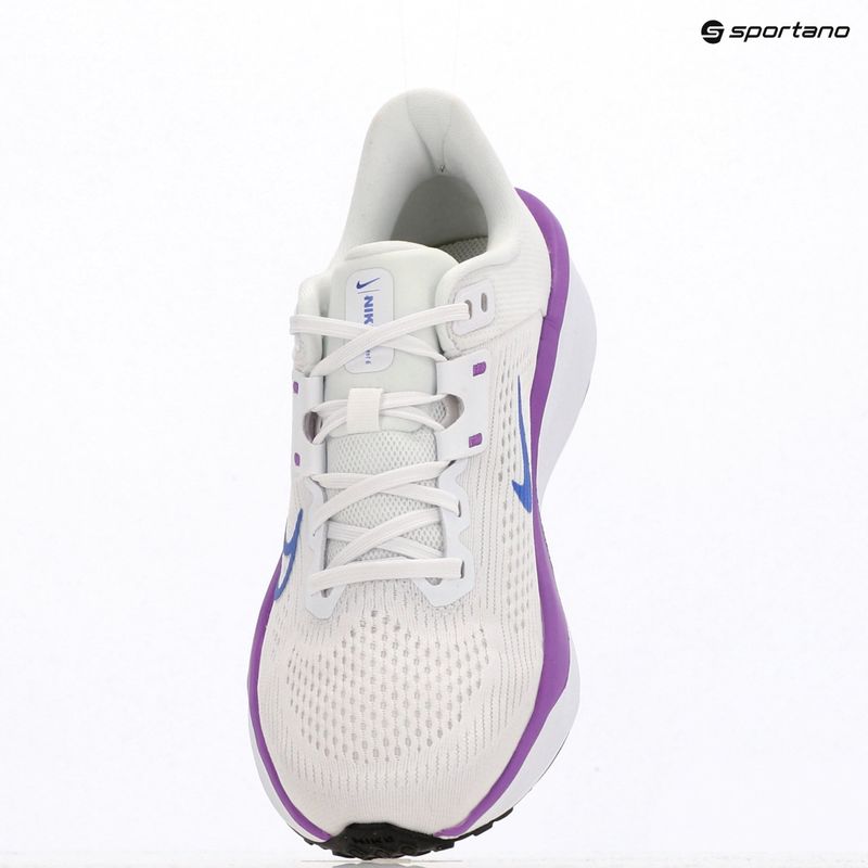 Moteriški bėgimo batai Nike Quest 6 white/black/bright violet/sapphire 10