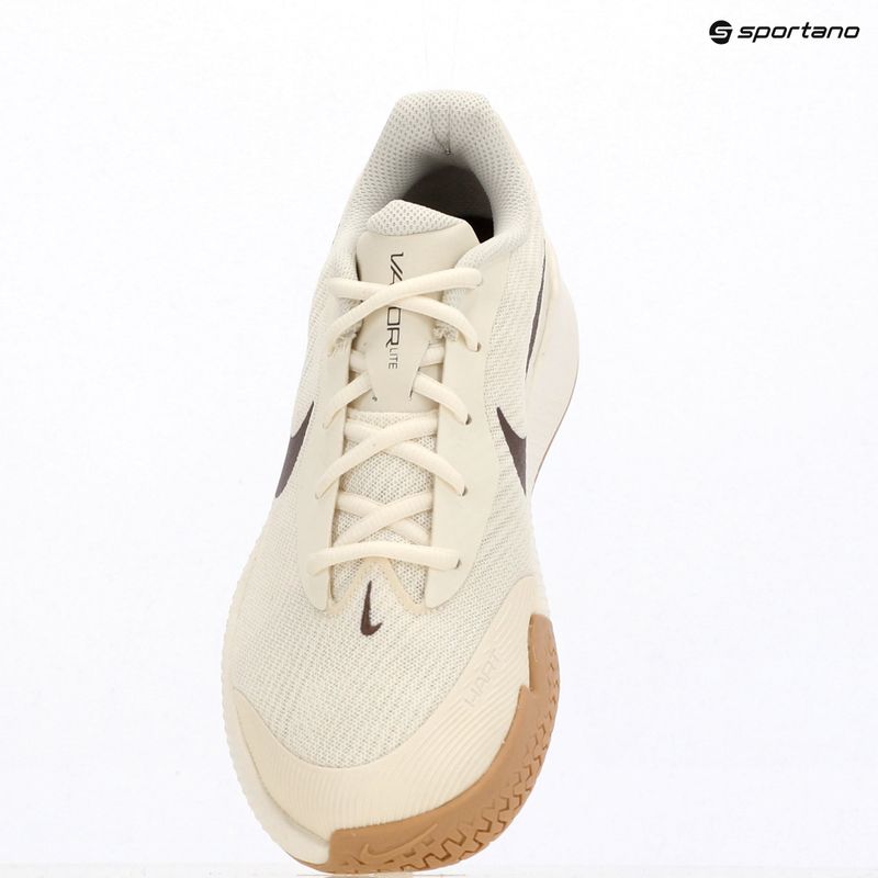 Moteriški teniso bateliai Nike Vapor Lite 3 pale ivory/vachetta tan/tattoo 14
