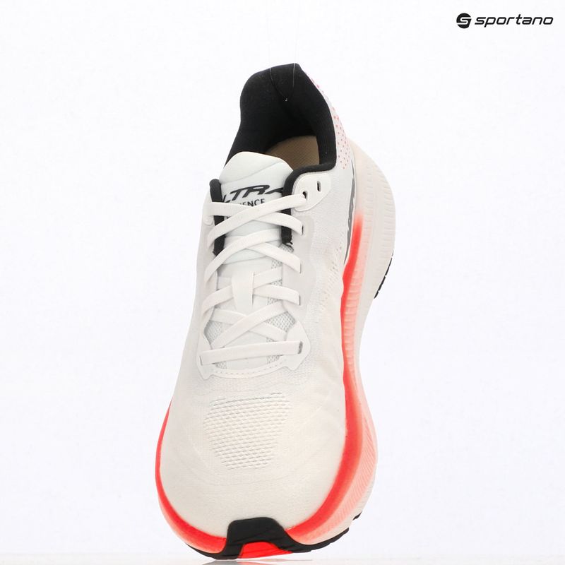 Moteriški bėgimo bateliai Altra Experience Flow 3 white/coral 16