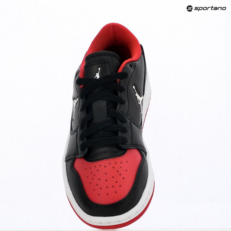 Batai Jordan Court Connect Low black/gym red/white 6