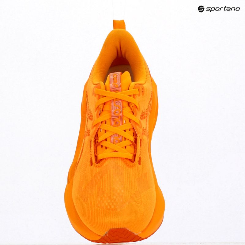 Vyriški bėgimo bateliai ASICS Novablast 5 golden yellow/apricot 9