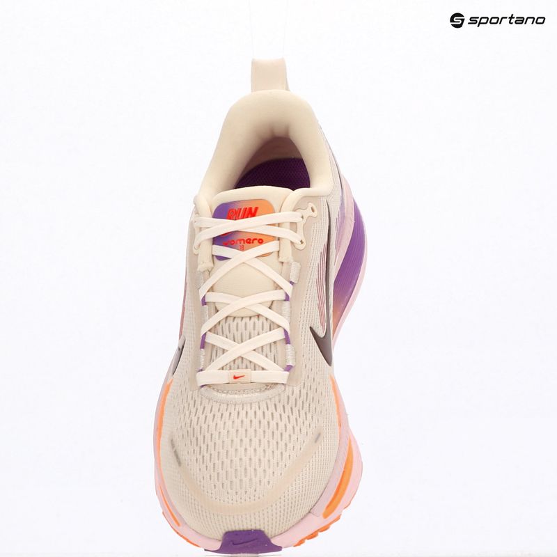 Moteriški bėgimo batai Nike Vomero 18 chalk/pink foam/bright violet/tattoo 6