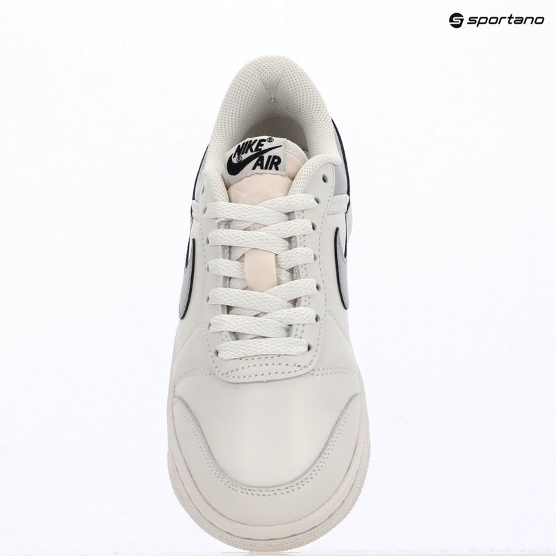 Moteriški batai Air Jordan Skyline Low swan/black/metallic silver 6