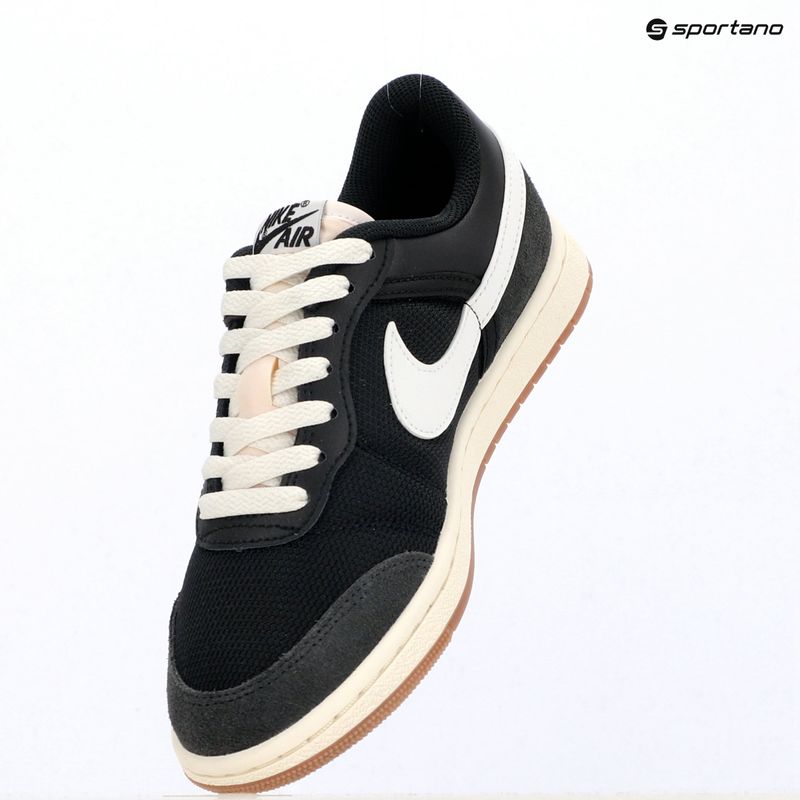 Moteriški batai Air Jordan Skyline Low black/sail/gum med brown/summit white 6