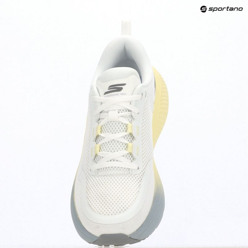 Moteriški bėgimo batai SKECHERS Go Run Supersonic Max white 9