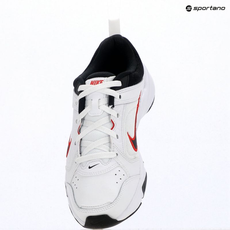 Vyriški treniruočių batai Nike Defy All Day white/university red/black 17