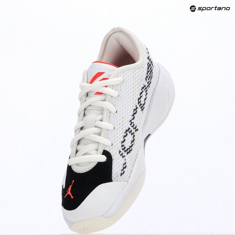 Buty do koszykówki dziecięce  Nike Jordan Luka 77 GS Jr white/black/sail/bright crimson 9