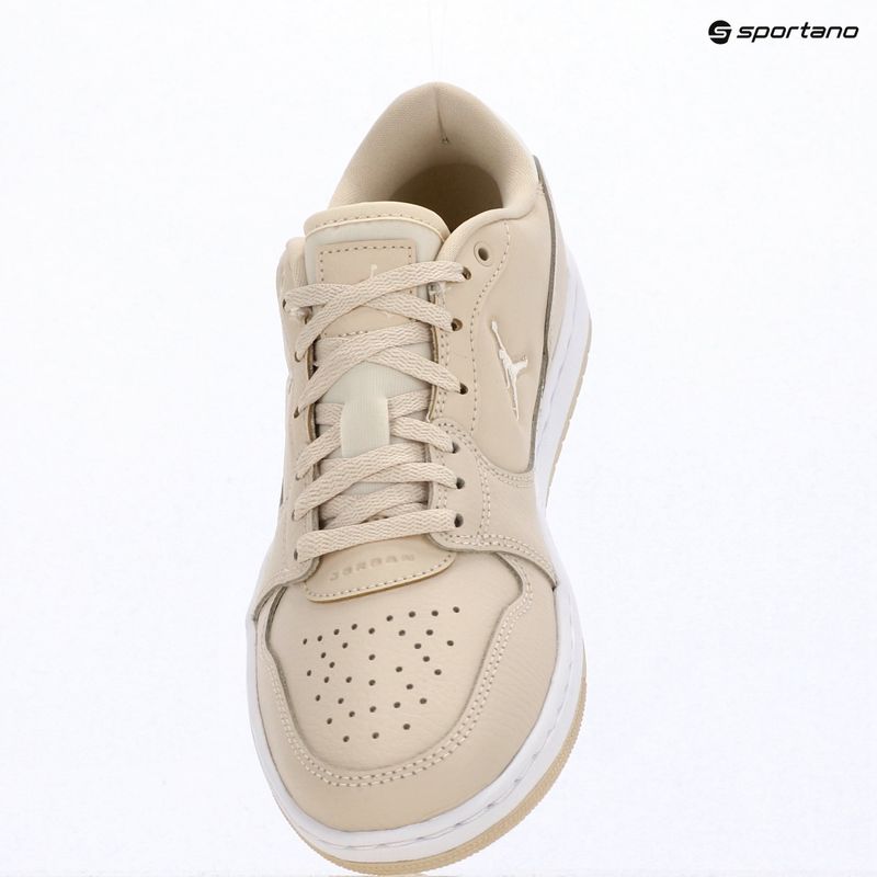 Moteriški batai Jordan Court Connect Low legend light brown/white/pale ivory 14