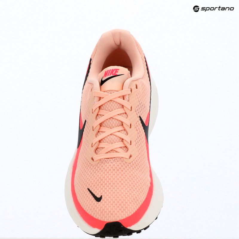 Moteriški bėgimo batai Nike Revolution 8 arctic orange/white/flash crimson/black 13