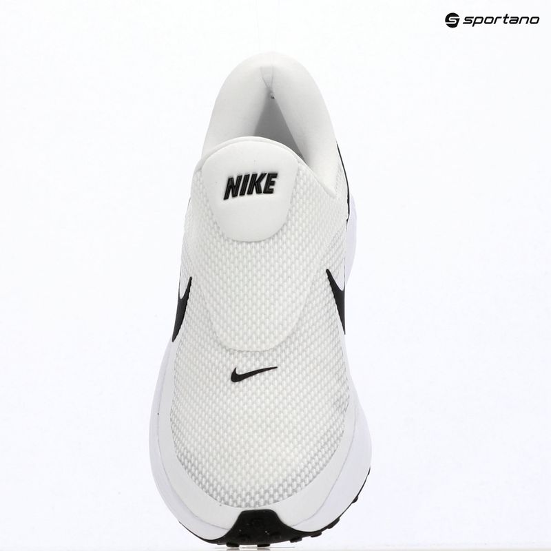 Vyriški bėgimo batai Nike Revolution 8 EasyOn white/wolf grey/black 9