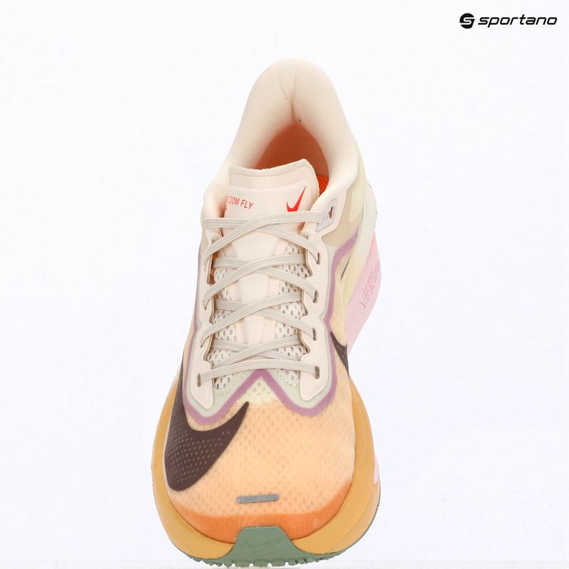 Moteriški bėgimo batai Nike Zoom Fly 6 sail/light magenta 15