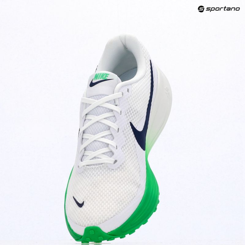 Vyriški bėgimo batai Nike Revolution 8 white/green spark/midnight navy 9