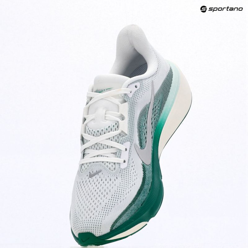 Moteriški bėgimo batai Nike Pegasus 42 white/malachite/metallic silver 9