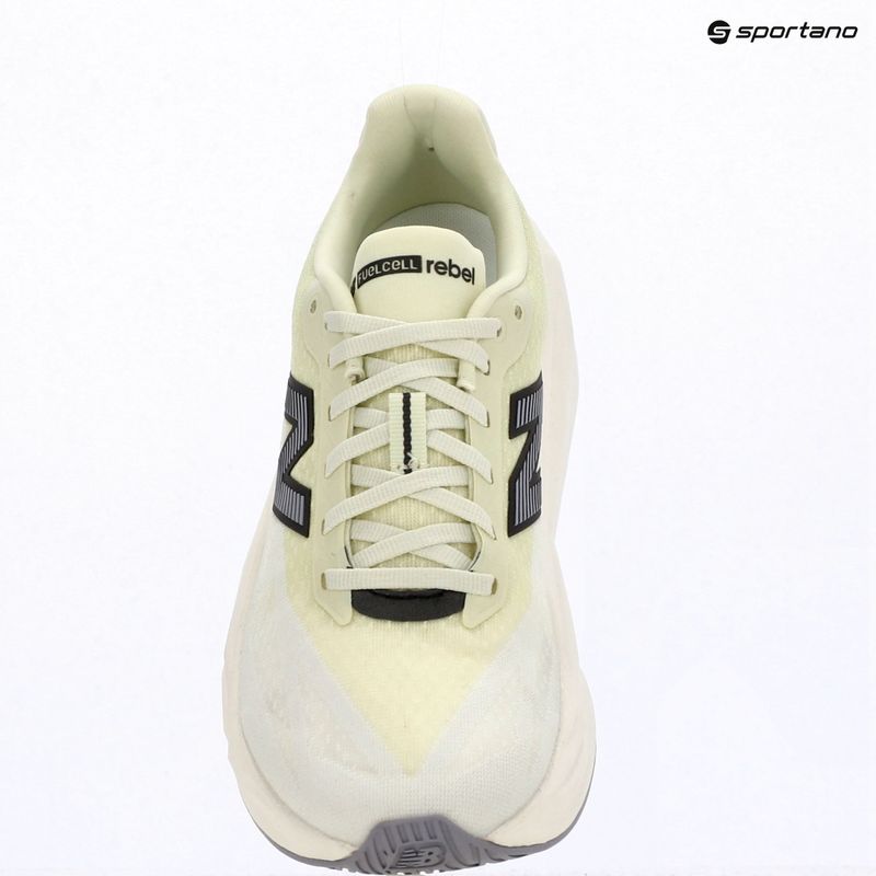 Moteriški bėgimo batai New Balance FuelCell Rebel V5 pistachio butter/sea salt 9