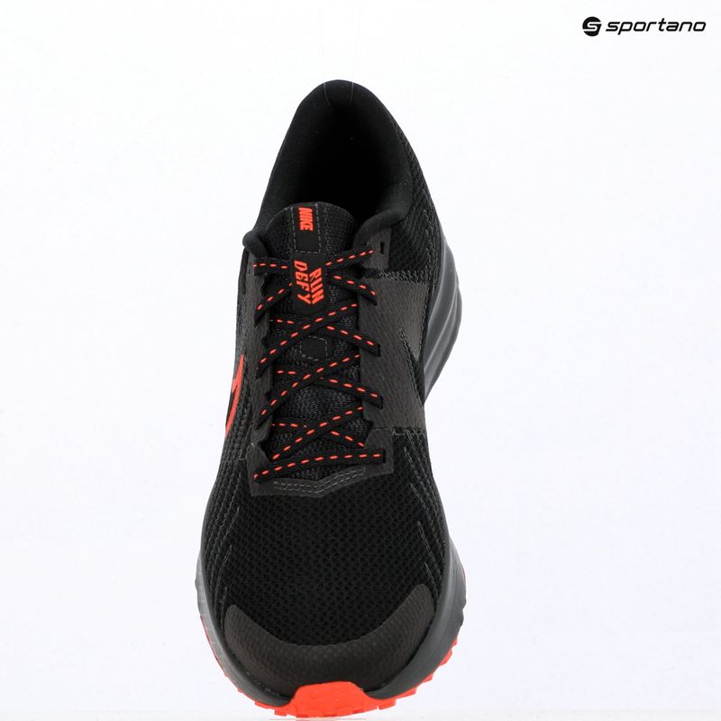 Vyriški bėgimo batai Nike Run Defy Black/Anthracite/Bright Crimson 10