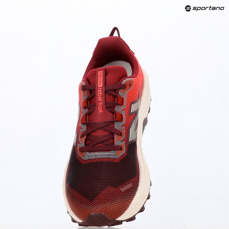 Moteriški bėgimo batai New Balance Rebel V1 podium red/neo flame 9