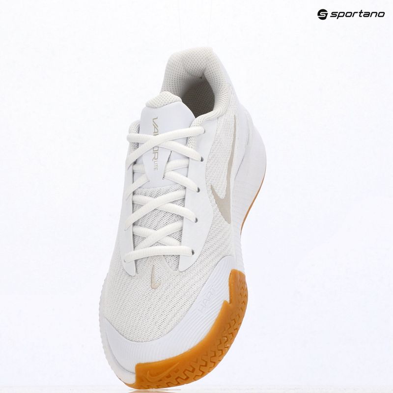 Moteriški teniso bateliai Nike Vapor Lite 3 White/Summit White/Light Orewood Brown 10