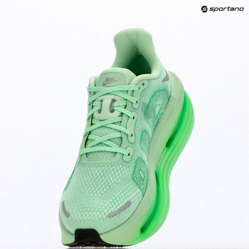 Moteriški bėgimo batai Nike Vomero Premium cucumber calm/metallic silver 10