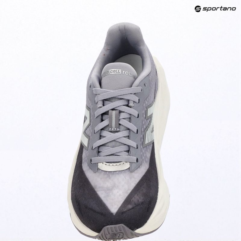 Moteriški bėgimo batai New Balance FuelCell Rebel V5 grey 13