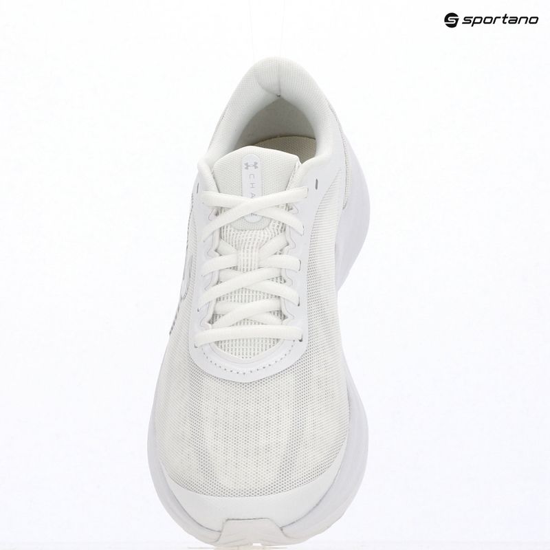 Moteriški bėgimo batai Under Armour Chase white/white/iridescent 14