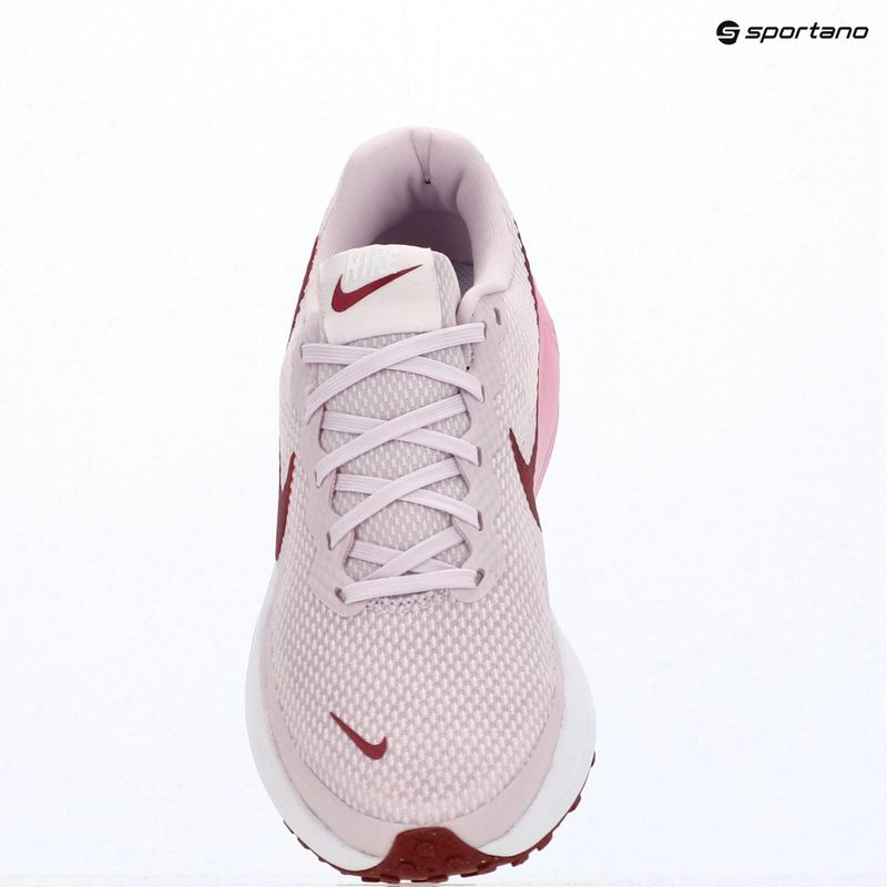 Moteriški bėgimo batai Nike Revolution 8 bleached lilac/white/pink smoke 18