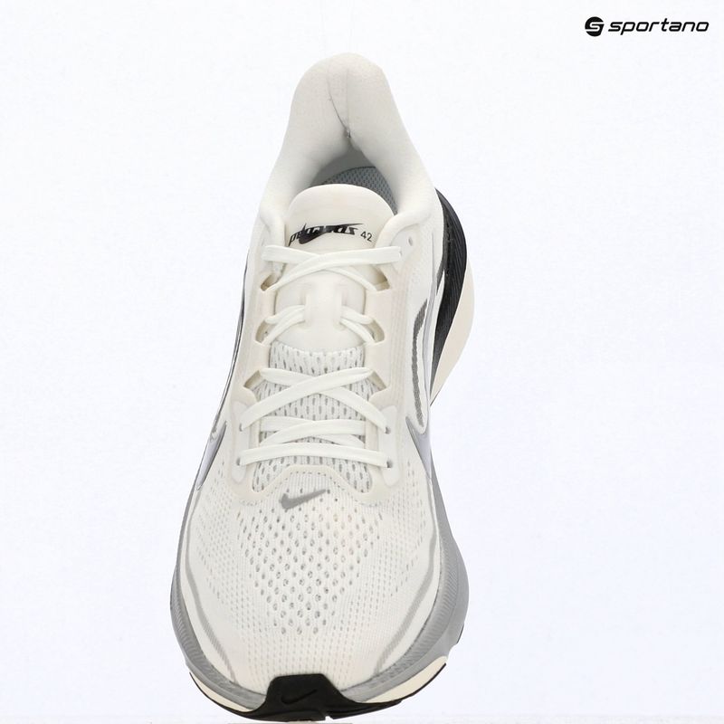 Moteriški bėgimo batai Nike Pegasus 42 summit white/sail/black/metallic silver 16