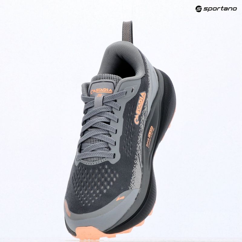 Moteriški bėgimo batai Brooks Cascadia 20 grey/grey/peach 16