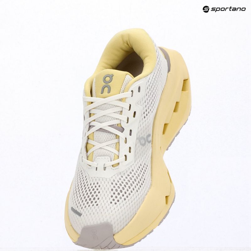 Moteriški bėgimo batai On Cloudrunner 3 Max ivory/dijon 15