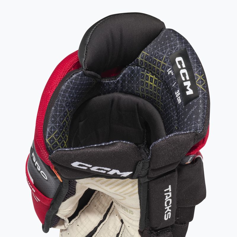 Ledo ritulio pirštinės CCM Tacks XF Pro SR black/red/white 4
