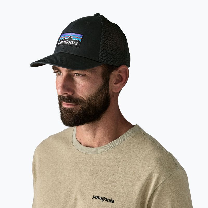Patagonia P-6 Logo LoPro Trucker kepurė juoda 5