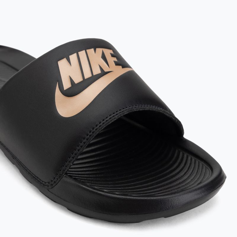 Moteriškos šlepetės Nike Victori One Slide black/black/metallic red bronze 7