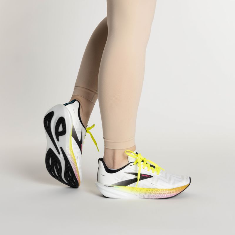Moteriški bėgimo batai Brooks Hyperion Max white/black/nightlife 2