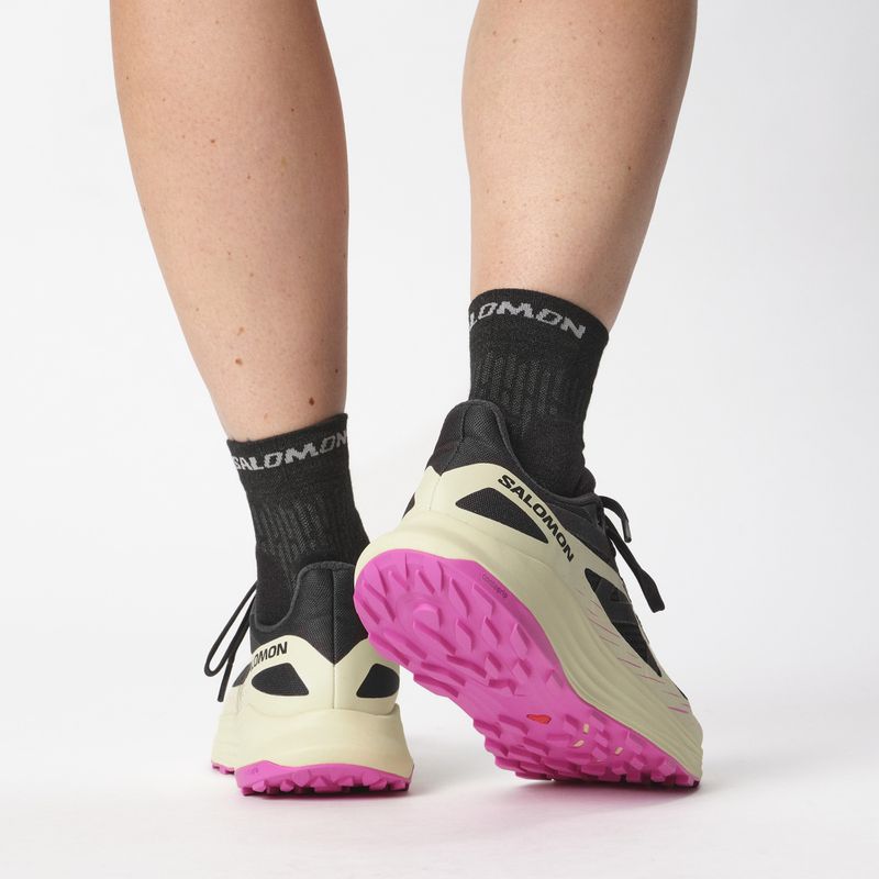 Moteriški bėgimo batai Salomon Ultra Flow black/transparent yellow/rose violet 15