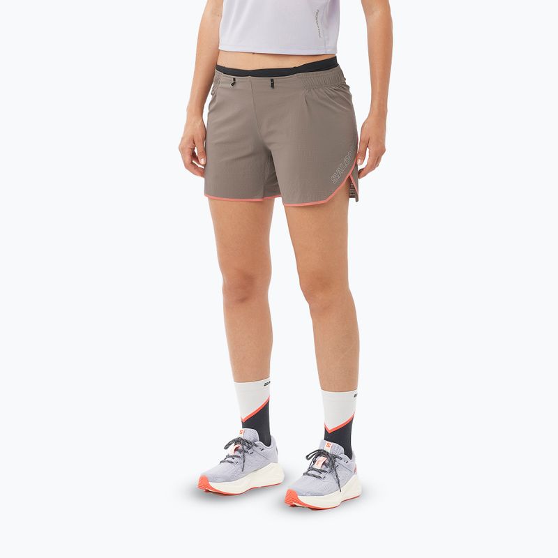 Moteriški bėgimo šortai Salomon Sense Aero 5" iron/neon flame
