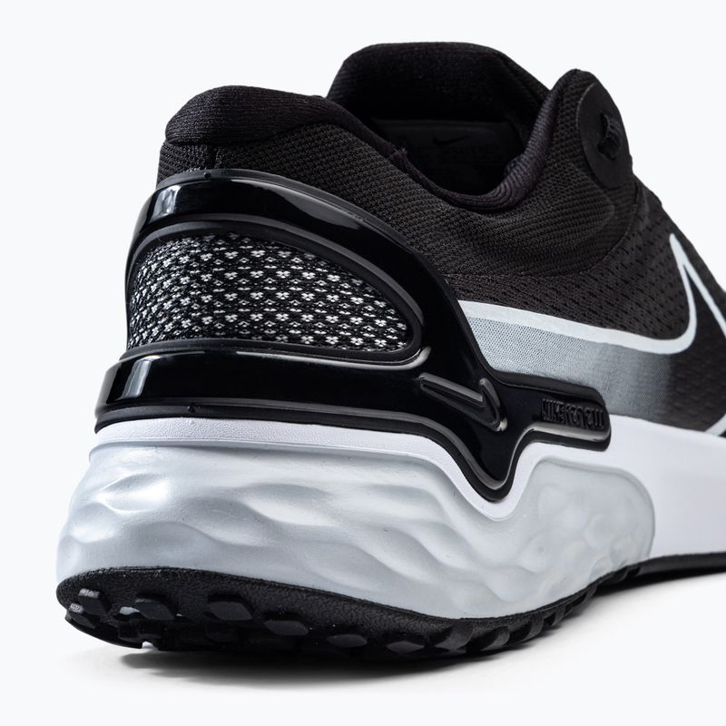 Vyriški bėgimo bateliai Nike Renew Run 3 black DC9413-001 7