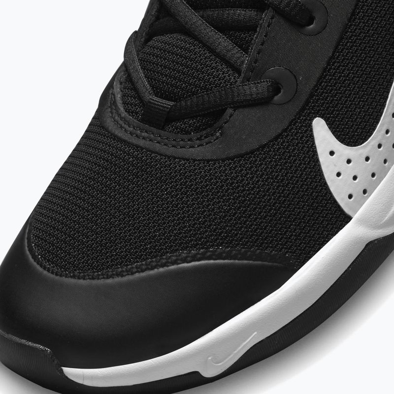 Batai Nike Omni Multi-Court black/white 8